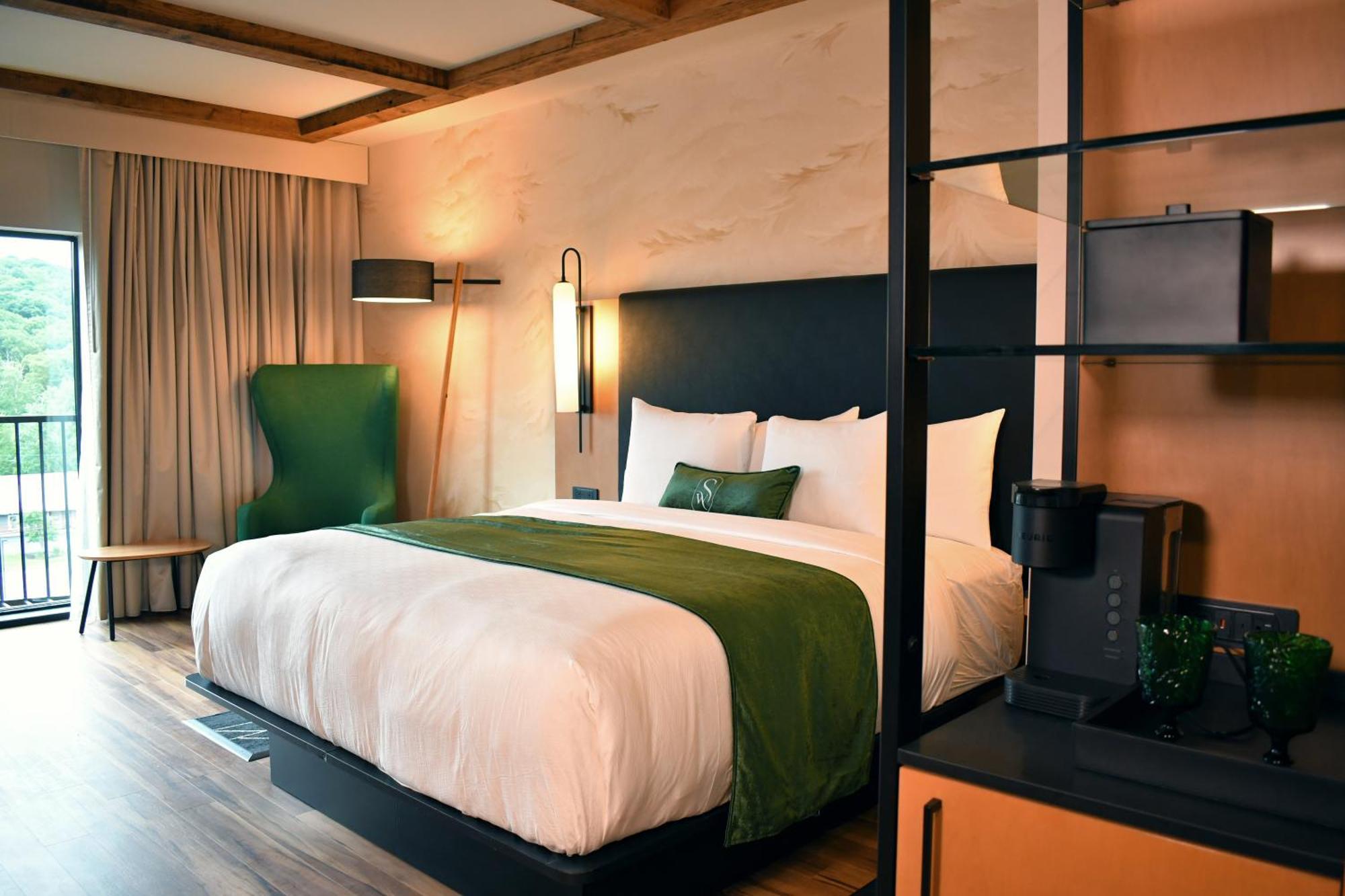 The Swiftwater Hotel Kültér fotó