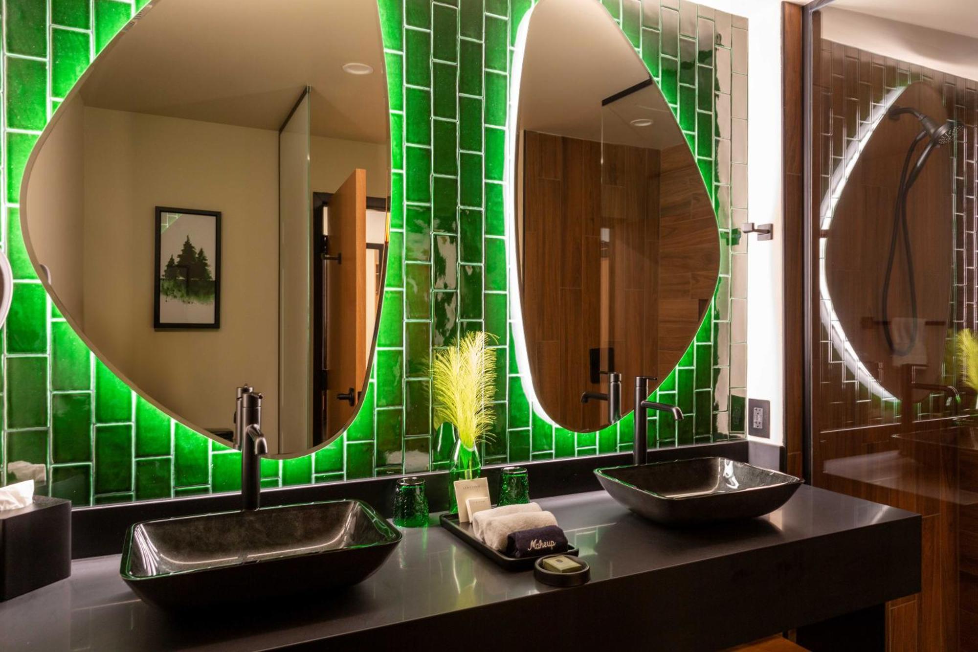 The Swiftwater Hotel Kültér fotó