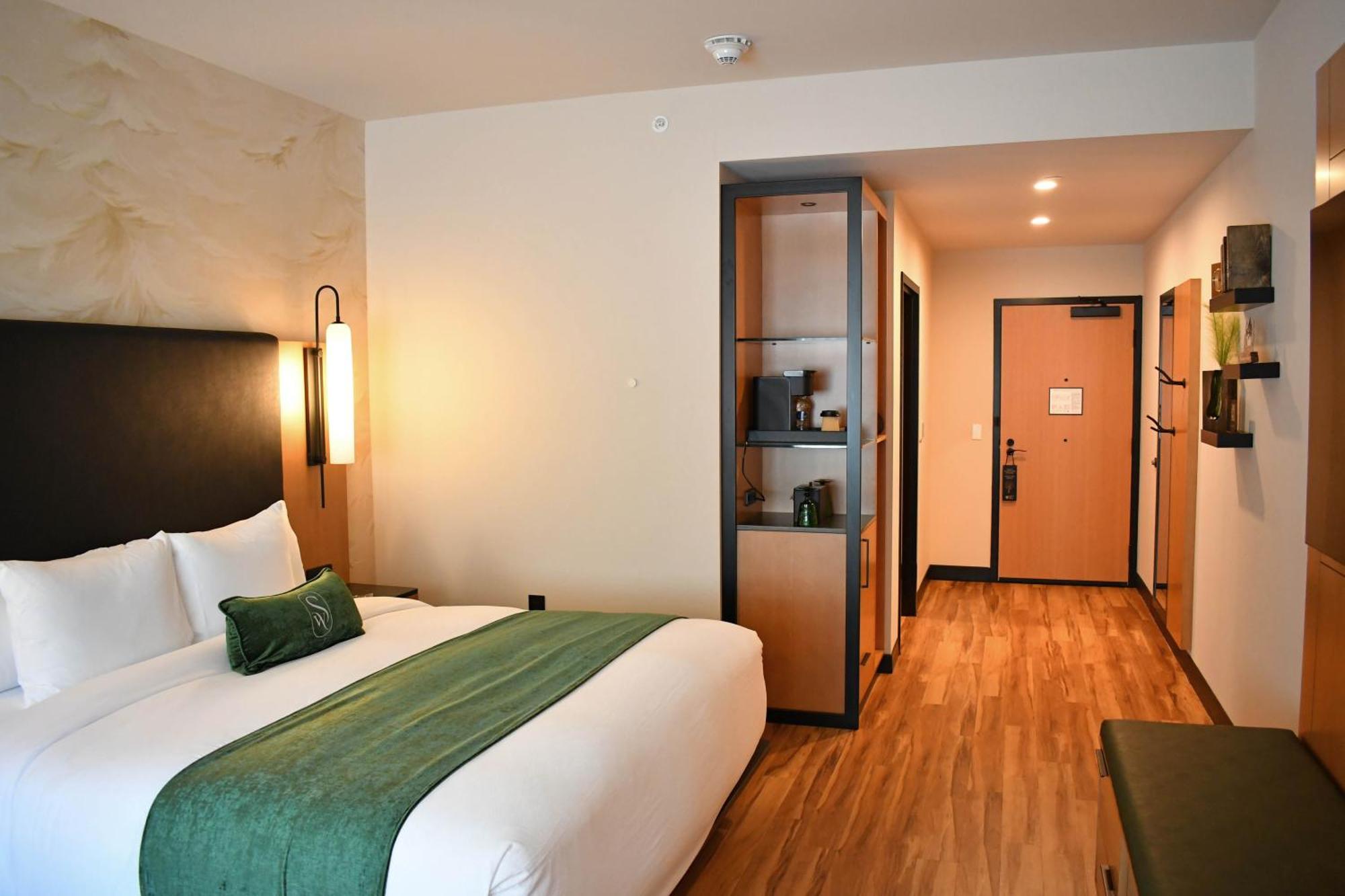 The Swiftwater Hotel Kültér fotó