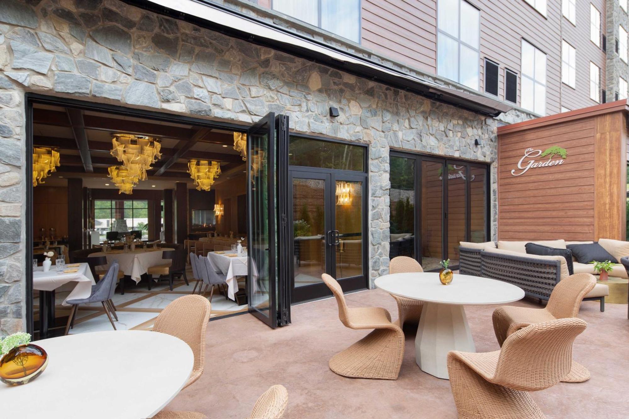 The Swiftwater Hotel Kültér fotó