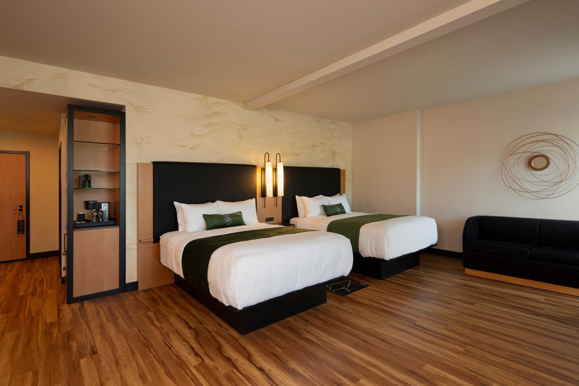 The Swiftwater Hotel Kültér fotó