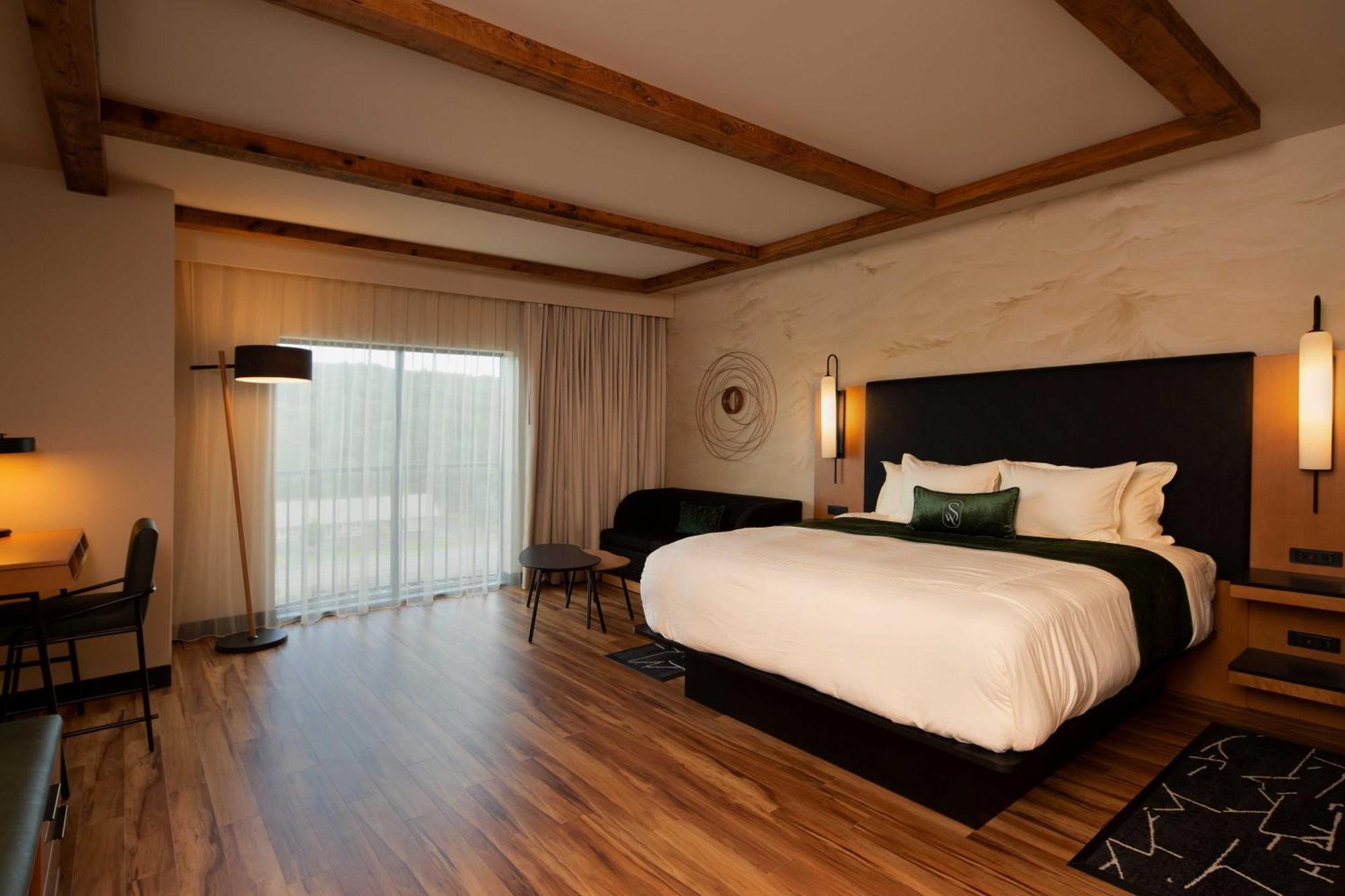 The Swiftwater Hotel Kültér fotó