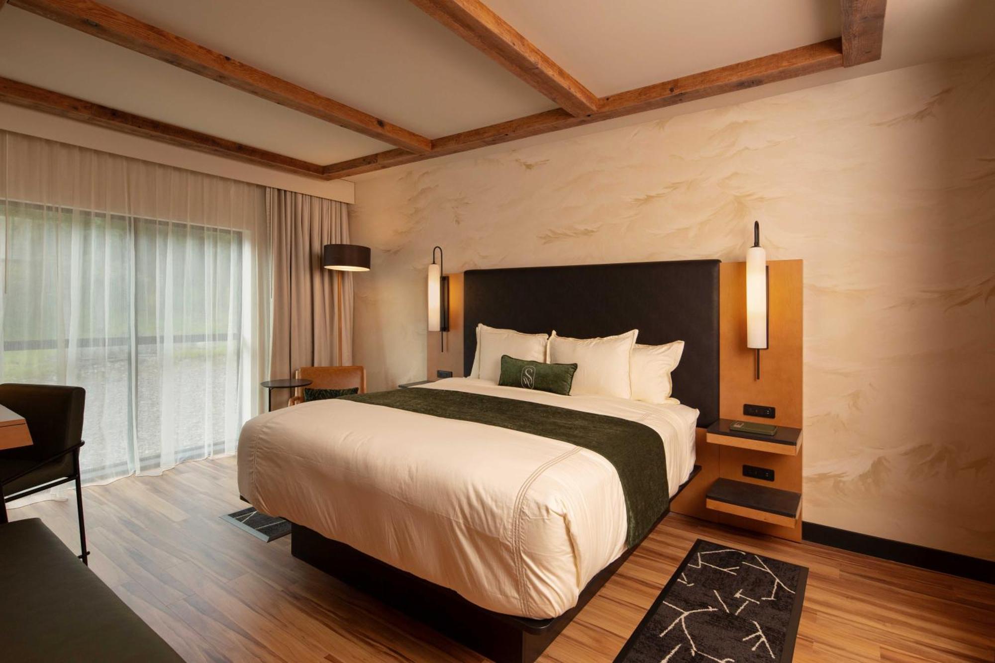 The Swiftwater Hotel Kültér fotó
