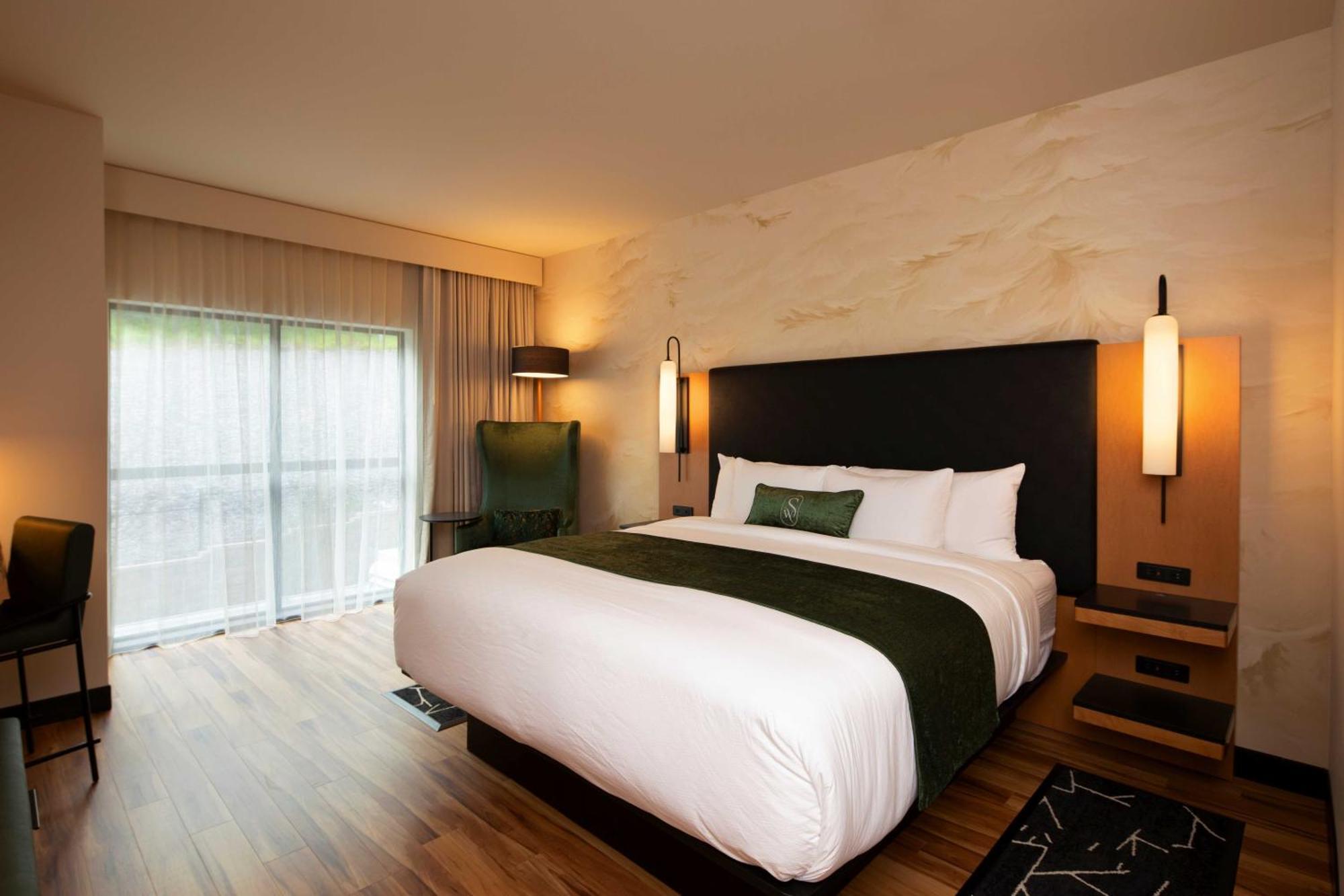 The Swiftwater Hotel Kültér fotó