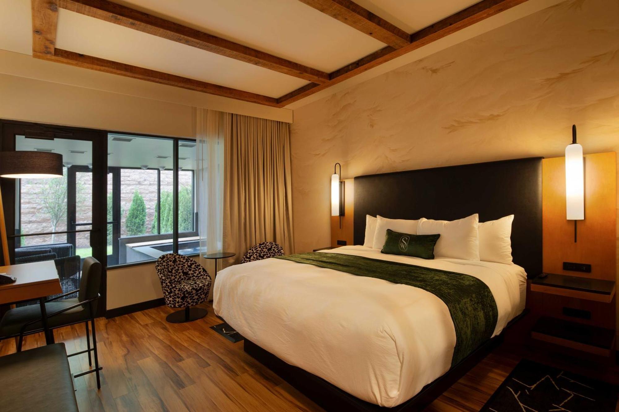 The Swiftwater Hotel Kültér fotó